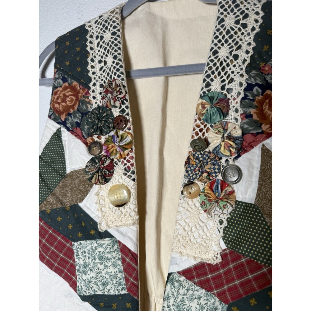 Vintage Quilted Handmade Granny Quilt Patchwork Button Vest Cottagecore - Picture 3 of 11